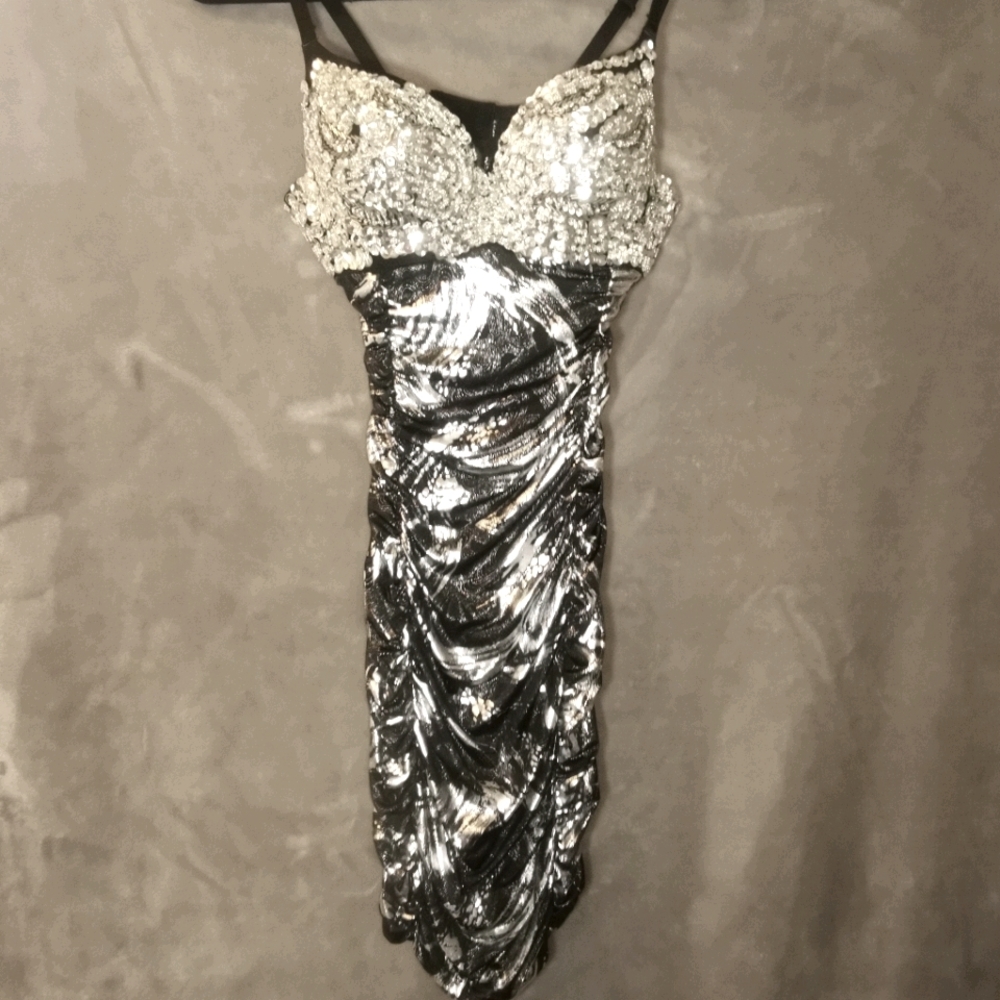 Seduction Sequin Fitted Party Dress Black